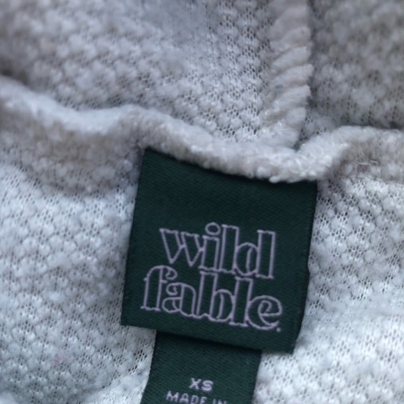 Wild fable cropped grey sweatshirt - Picture 4 of 5